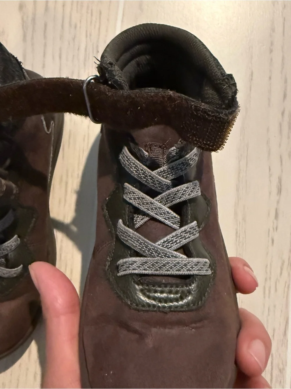 OshKosh B’gosh EverPlay Toddler Boys Brown Mid Top Boots Hook & Loop Size 10M